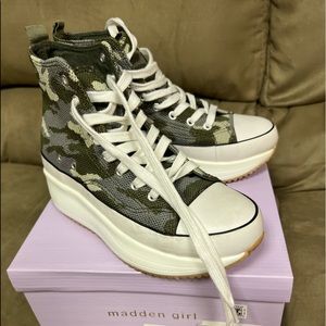 Madden Girl Winnona-K Camoflage